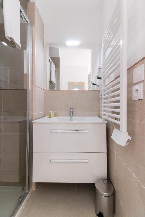 Select'Sohome - Residence Le Poseidon - Appartement En Duplex Avec Parking Prive Et Piscine ! - Pos-F Bormes-les-Mimosas Buitenkant foto
