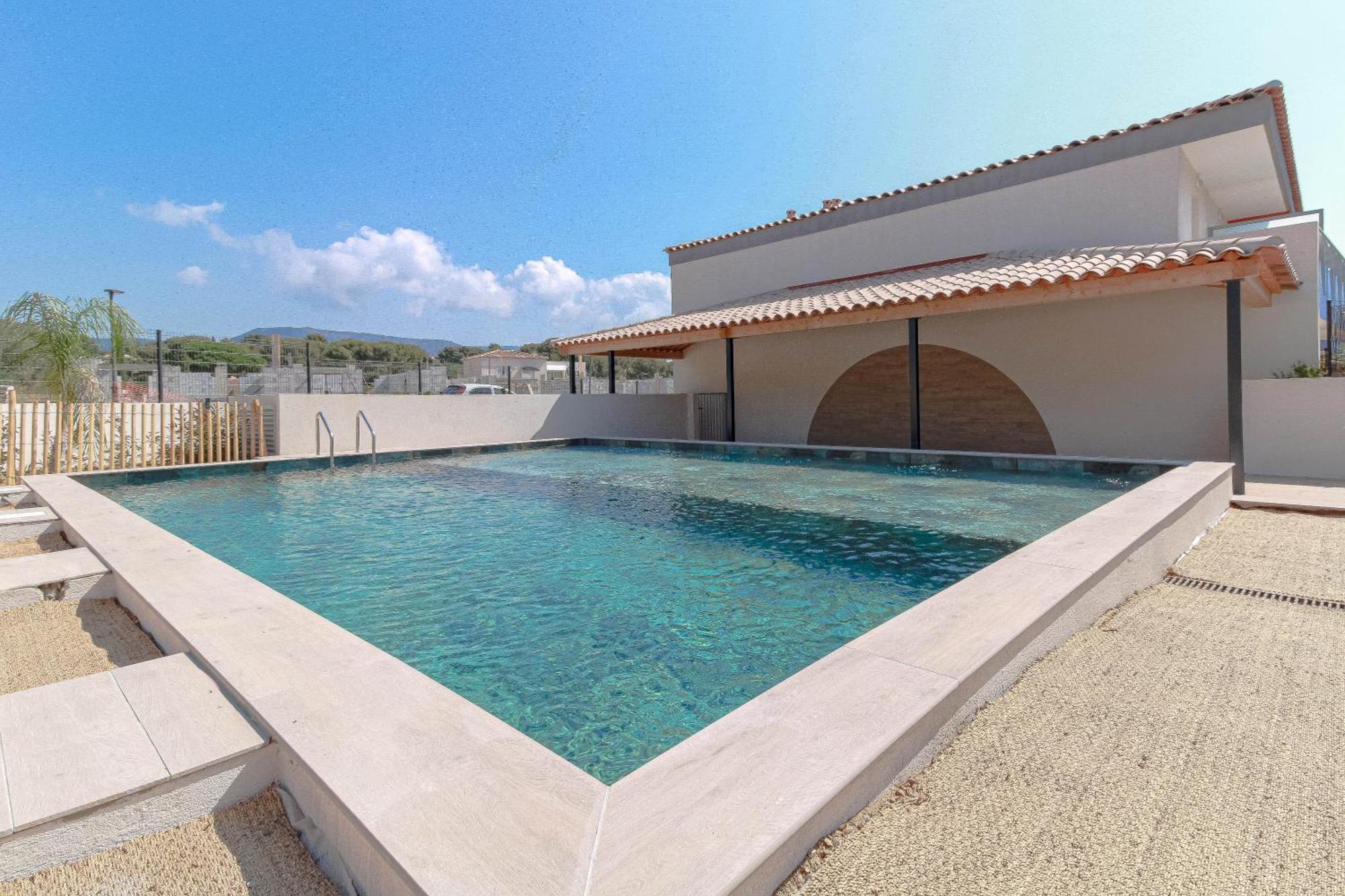 Select'Sohome - Residence Le Poseidon - Appartement En Duplex Avec Parking Prive Et Piscine ! - Pos-F Bormes-les-Mimosas Buitenkant foto