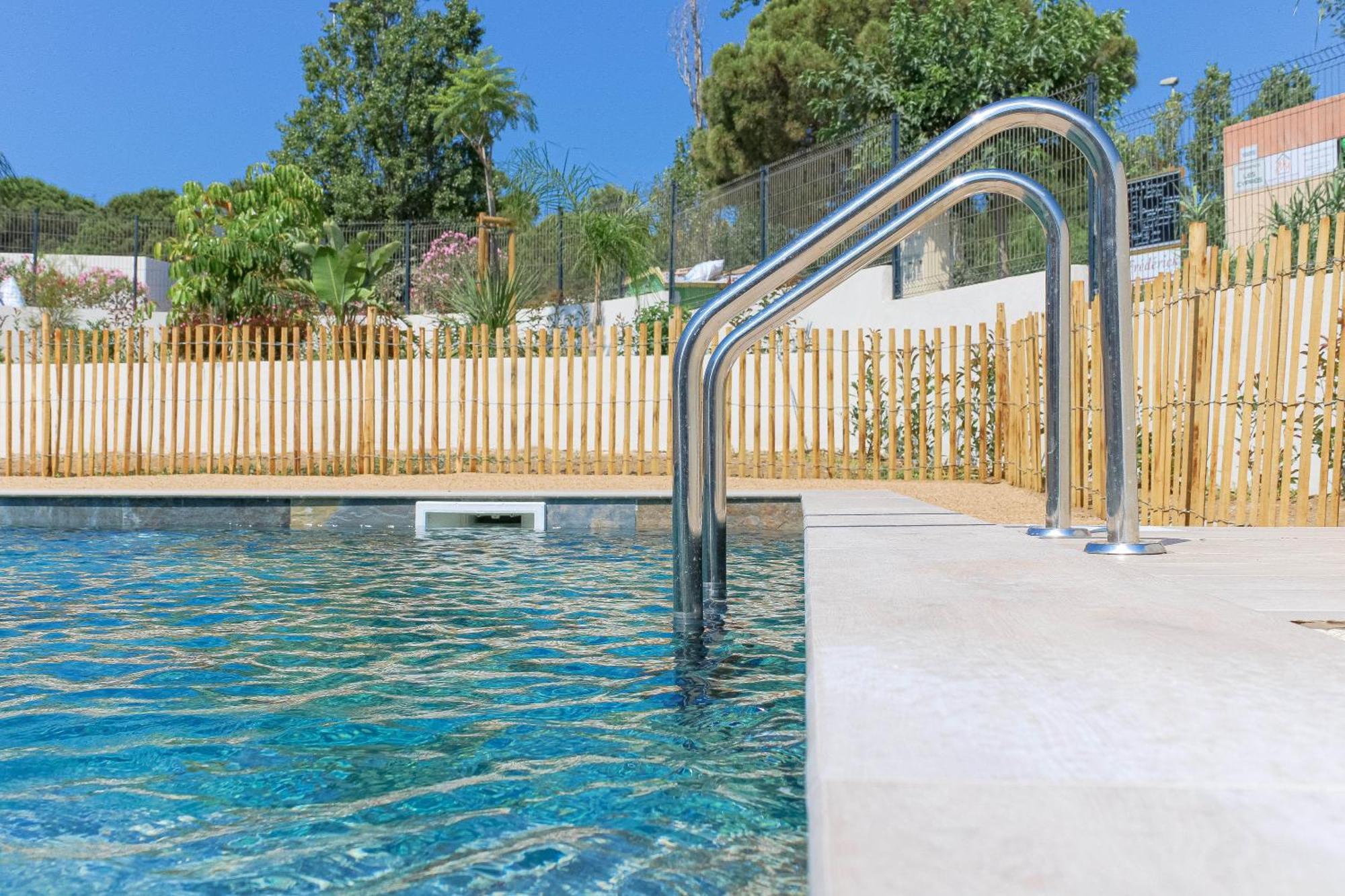 Select'Sohome - Residence Le Poseidon - Appartement En Duplex Avec Parking Prive Et Piscine ! - Pos-F Bormes-les-Mimosas Buitenkant foto